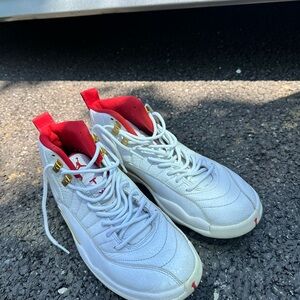 Jordan Athletic Shoes White and Red